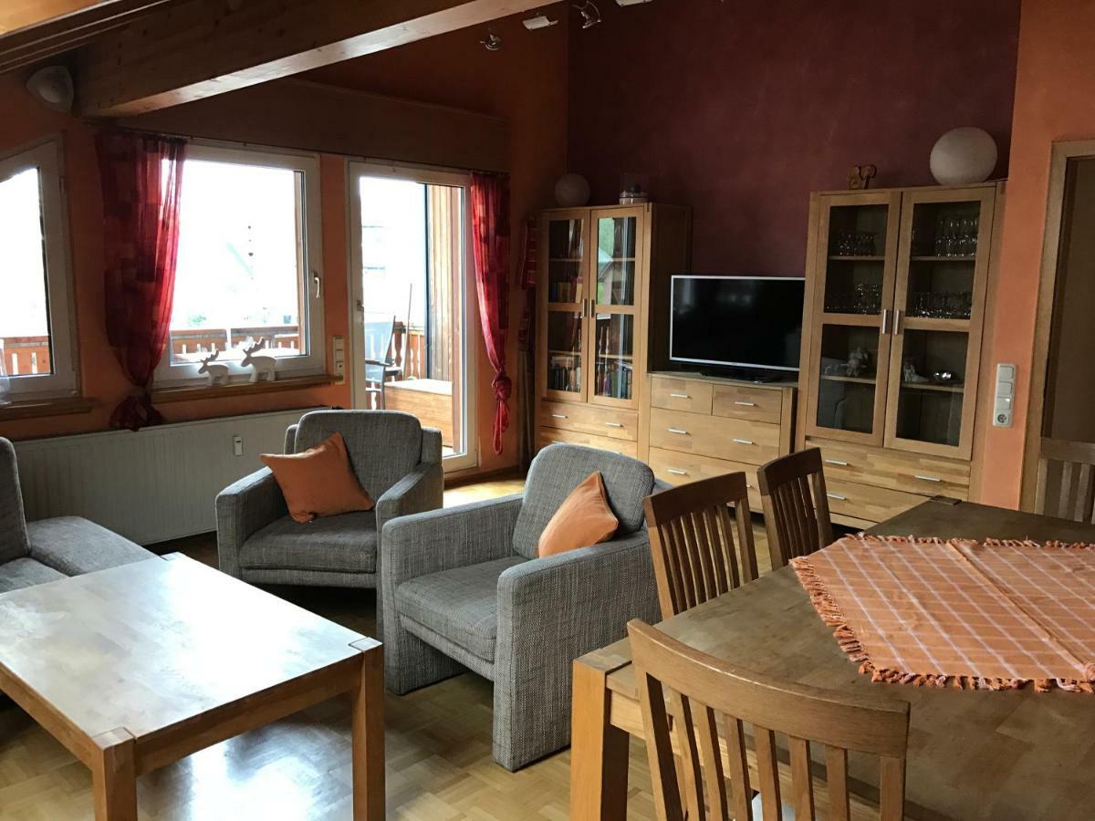 Messe Cgn/Dus Grossraeumige Wohnung In Guter Verkehrslage Leverkusen Kültér fotó